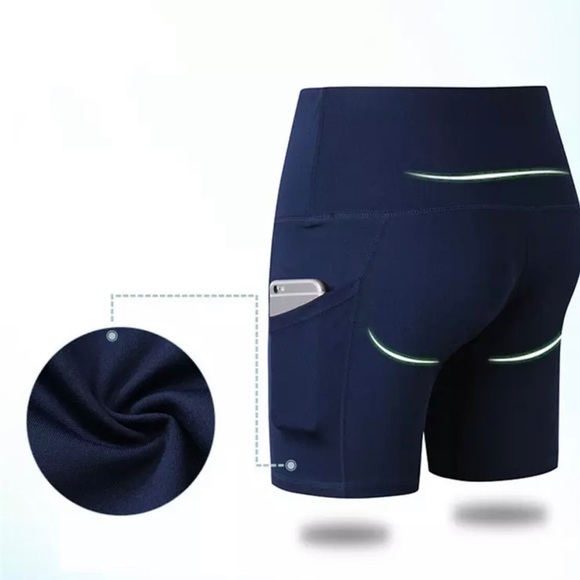 Black Workout Shorts w/Pockets - Picture 3 of 3